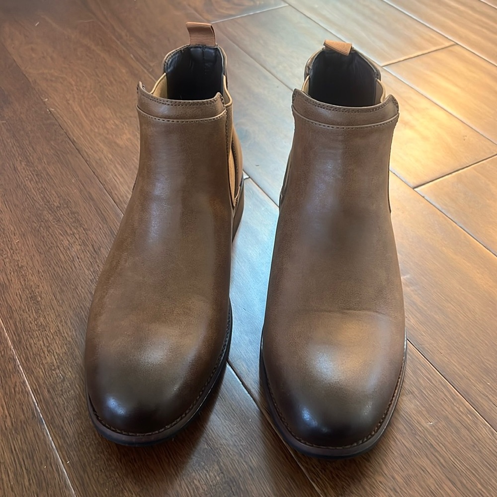 Vance Co. Landon • Chelsea Dress Boot - Picture 4 of 7